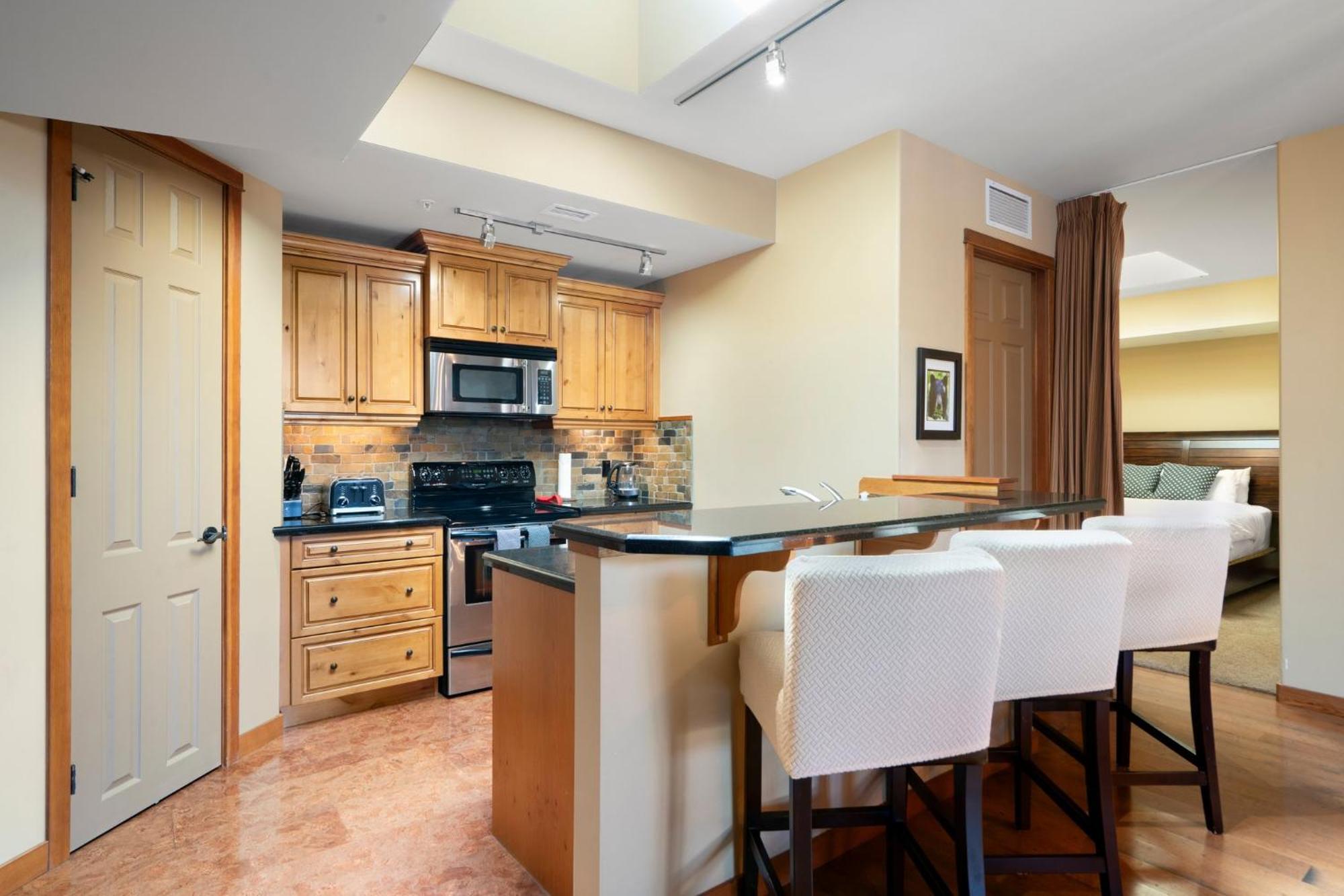 Cascade Penthouse By Canadian Rockies Vacation Rentals แคนมอร์ ภายนอก รูปภาพ