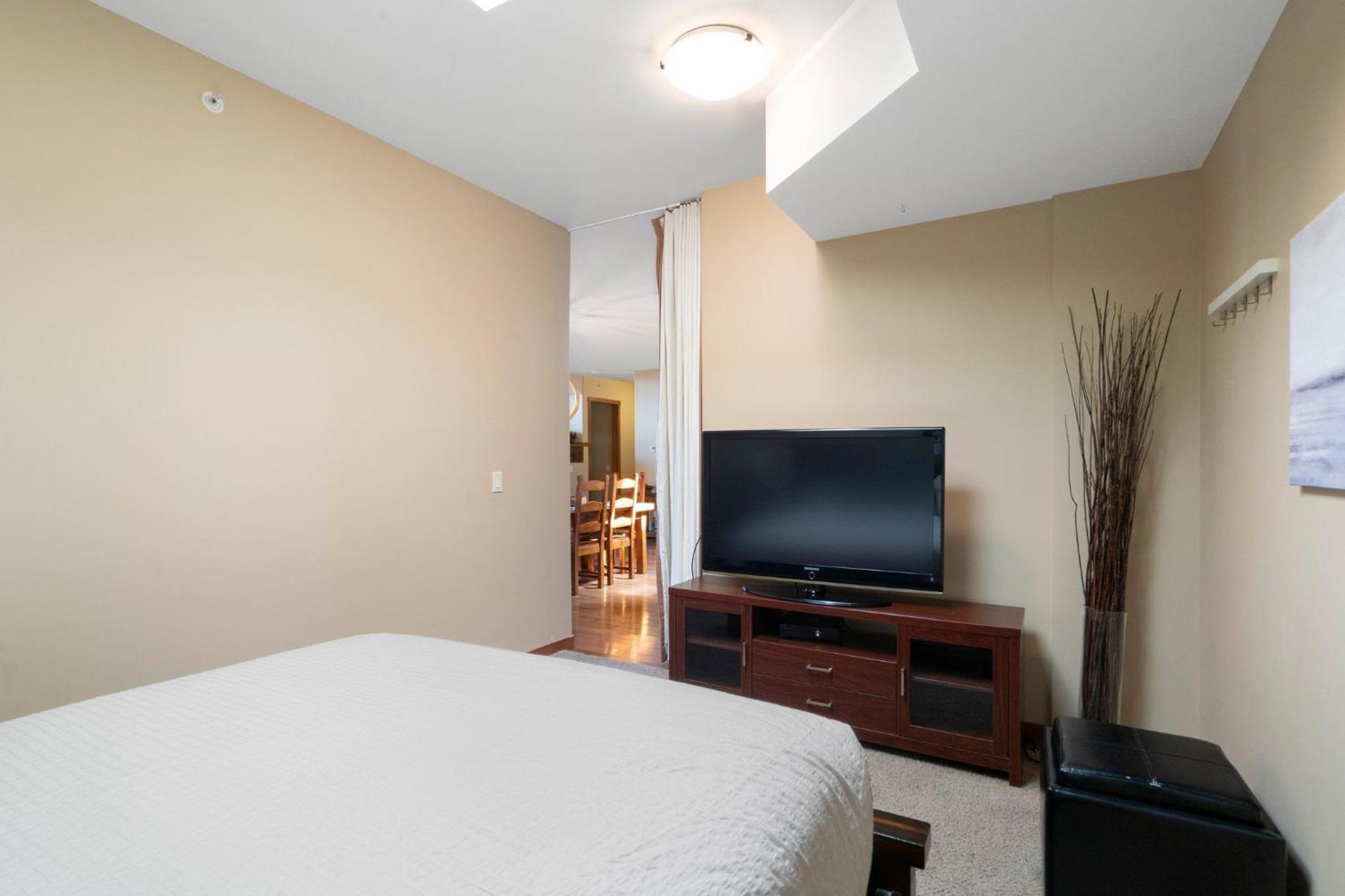 Cascade Penthouse By Canadian Rockies Vacation Rentals แคนมอร์ ภายนอก รูปภาพ